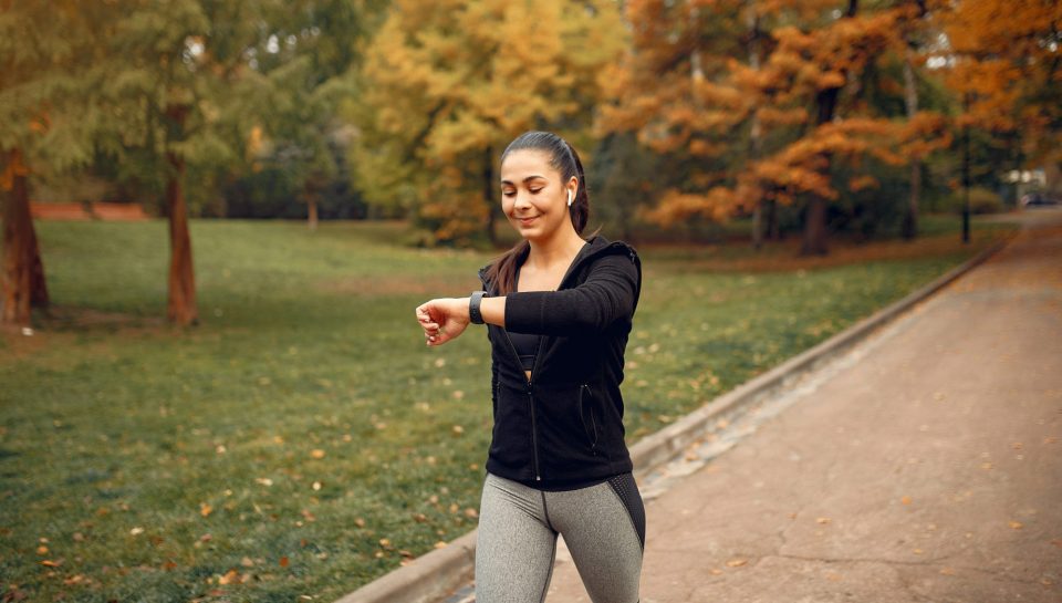 Natural Joint Pain Relief After 30_ How to Stay Active Without Discomfort Natural Joint Pain Relief After 30_ How to Stay Active Without Discomfort